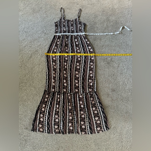 SO Goods for Life Bodycon Maxi Ruffled Dress size M Ditsy Flower smocked bust - Picture 4 of 10